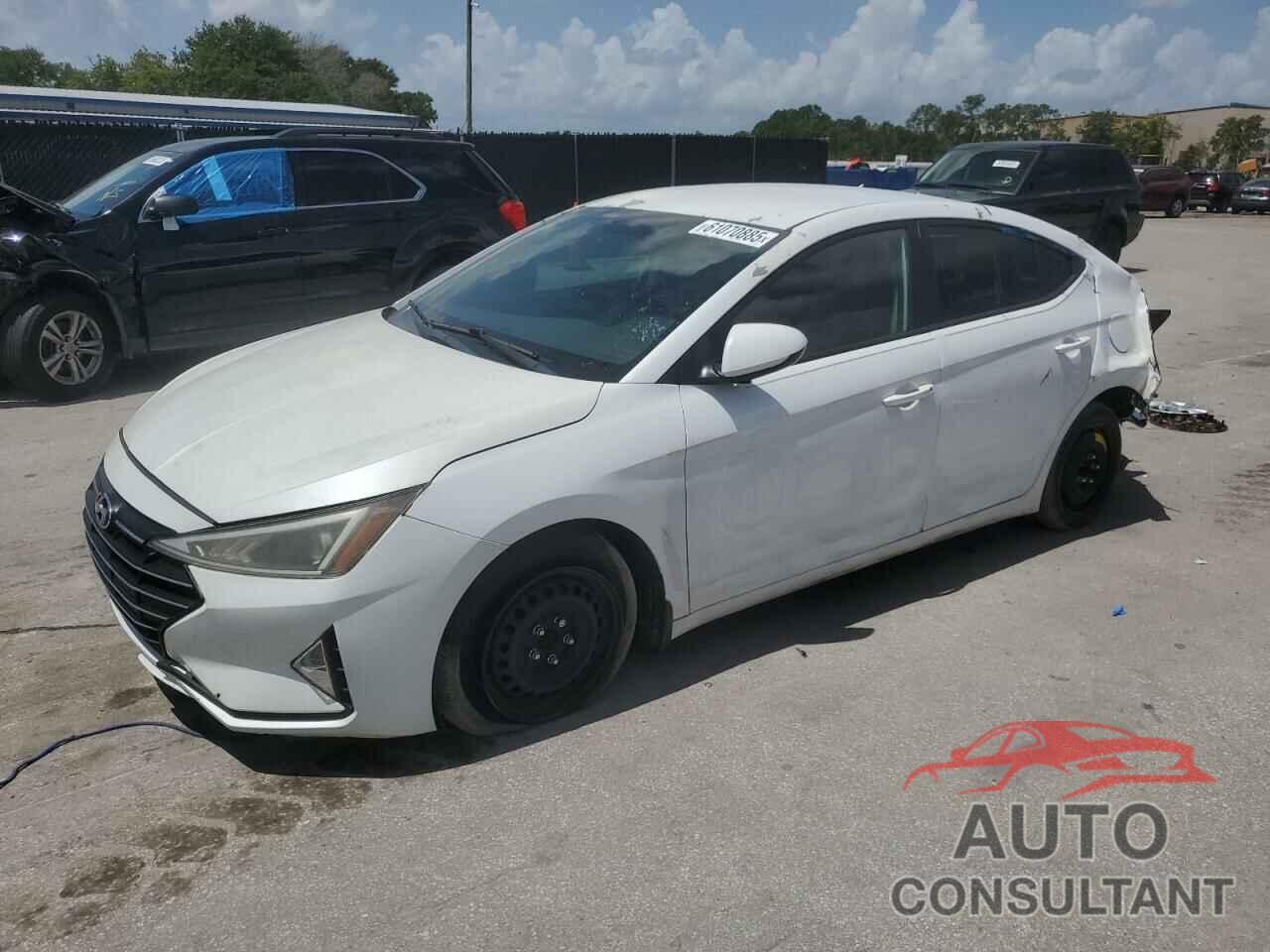 HYUNDAI ELANTRA 2019 - 5NPD74LF5KH488694