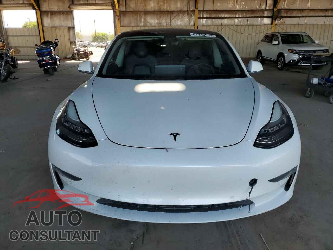 TESLA MODEL 3 2020 - 5YJ3E1EA5LF660093