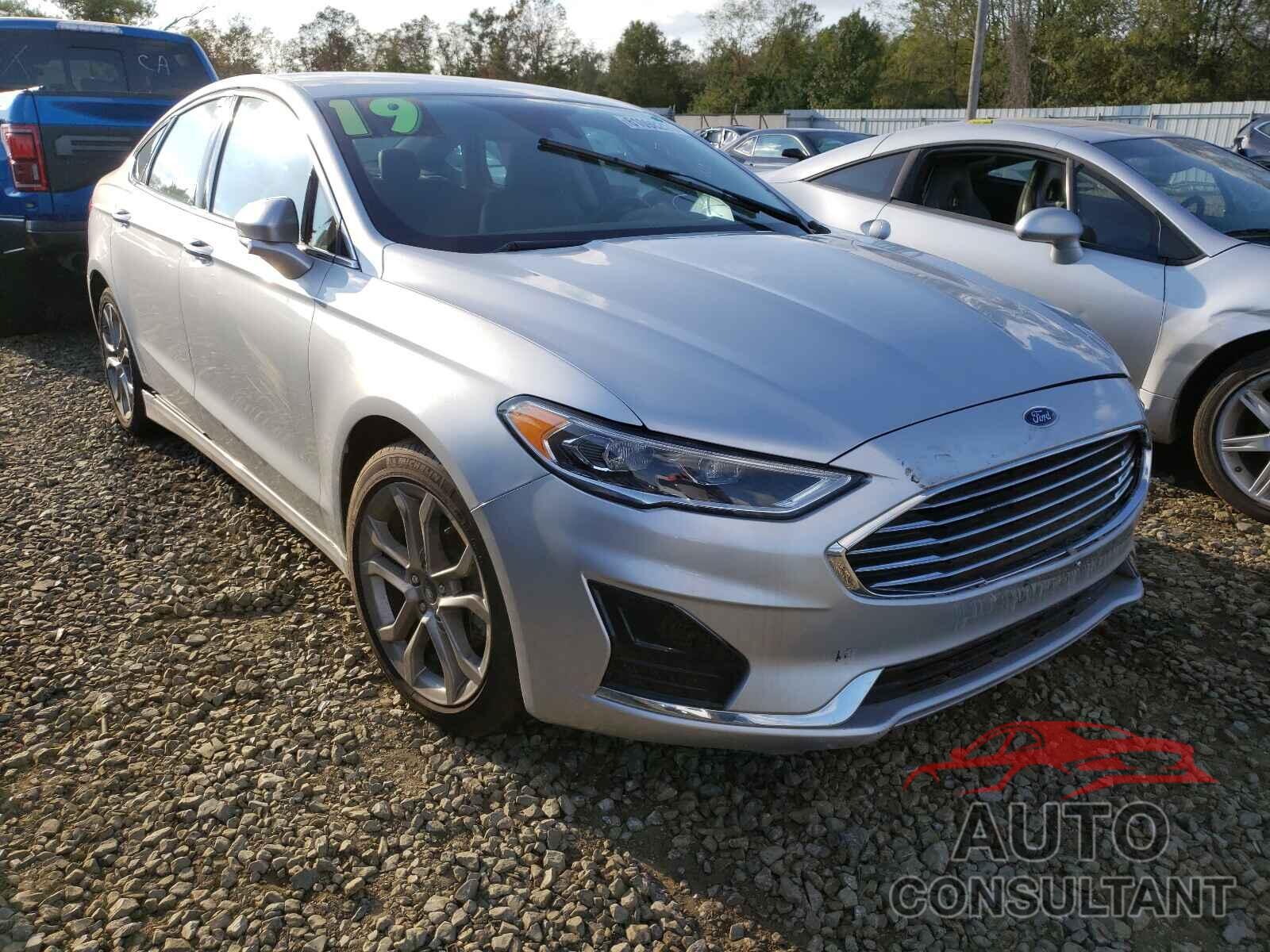 FORD FUSION 2019 - 3FA6P0CD8KR144554
