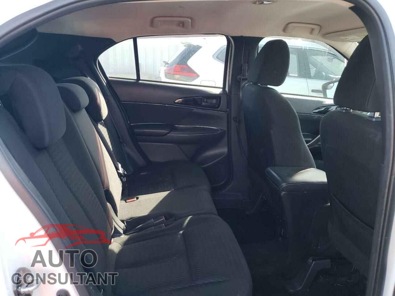 MITSUBISHI ECLIPSE 2018 - JA4AT4AA7JZ068006