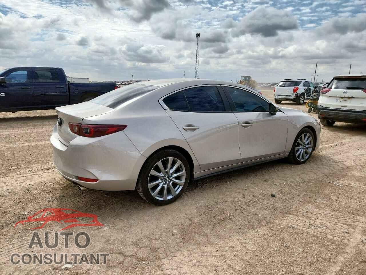 MAZDA 3 2023 - 3MZBPACM5PM359616