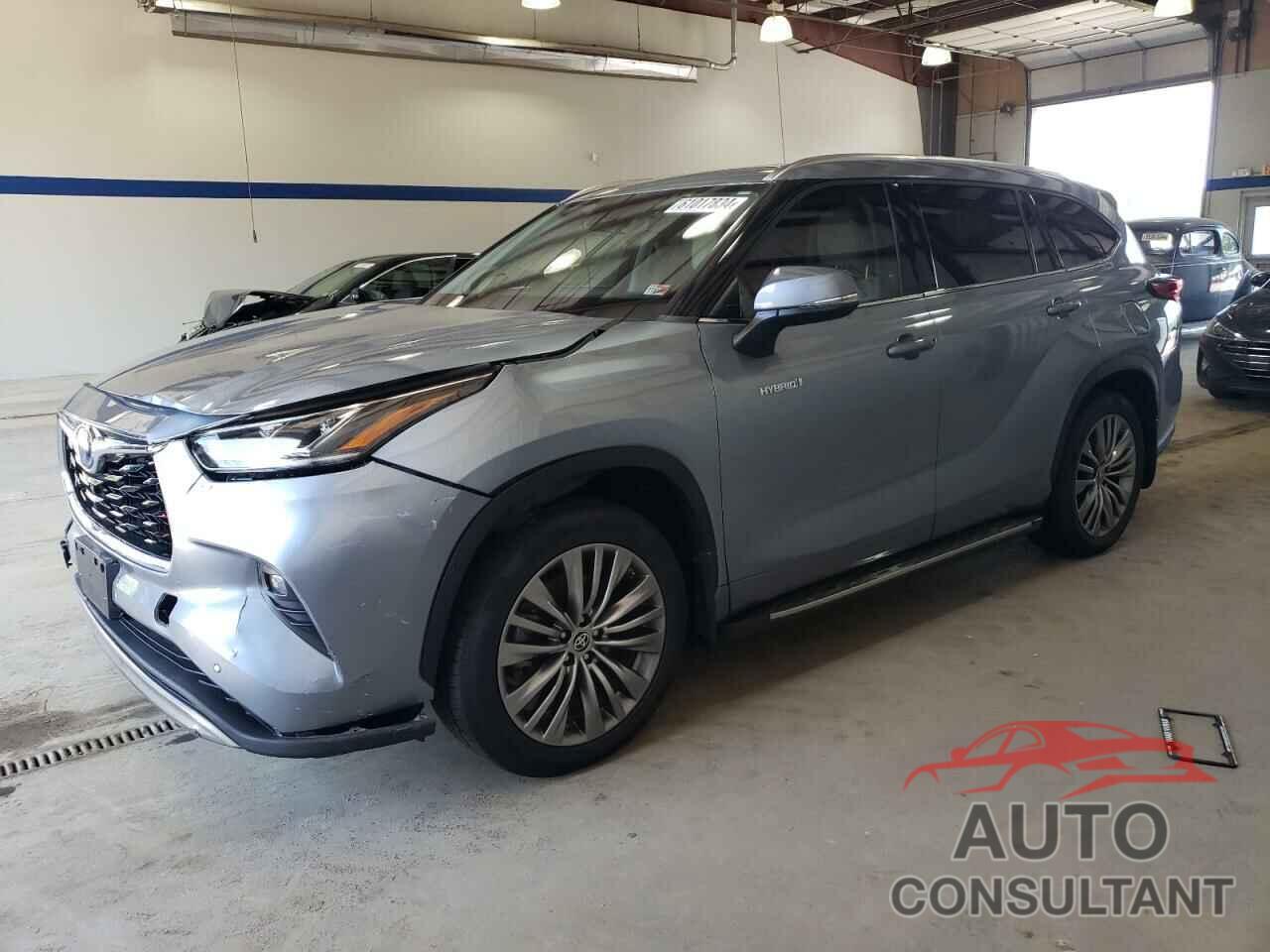 TOYOTA HIGHLANDER 2021 - 5TDFARAHXMS010814