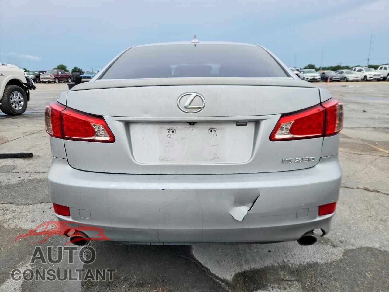LEXUS IS 2013 - JTHBF5C22D5185323