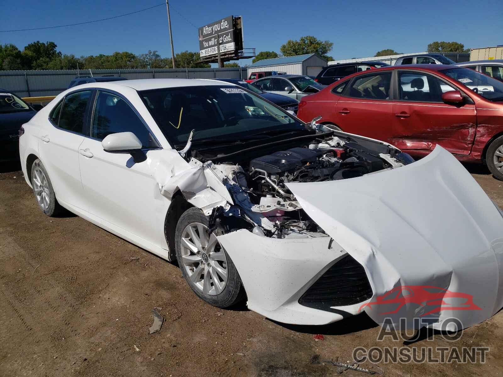 TOYOTA CAMRY 2019 - 4T1B11HK5KU800172