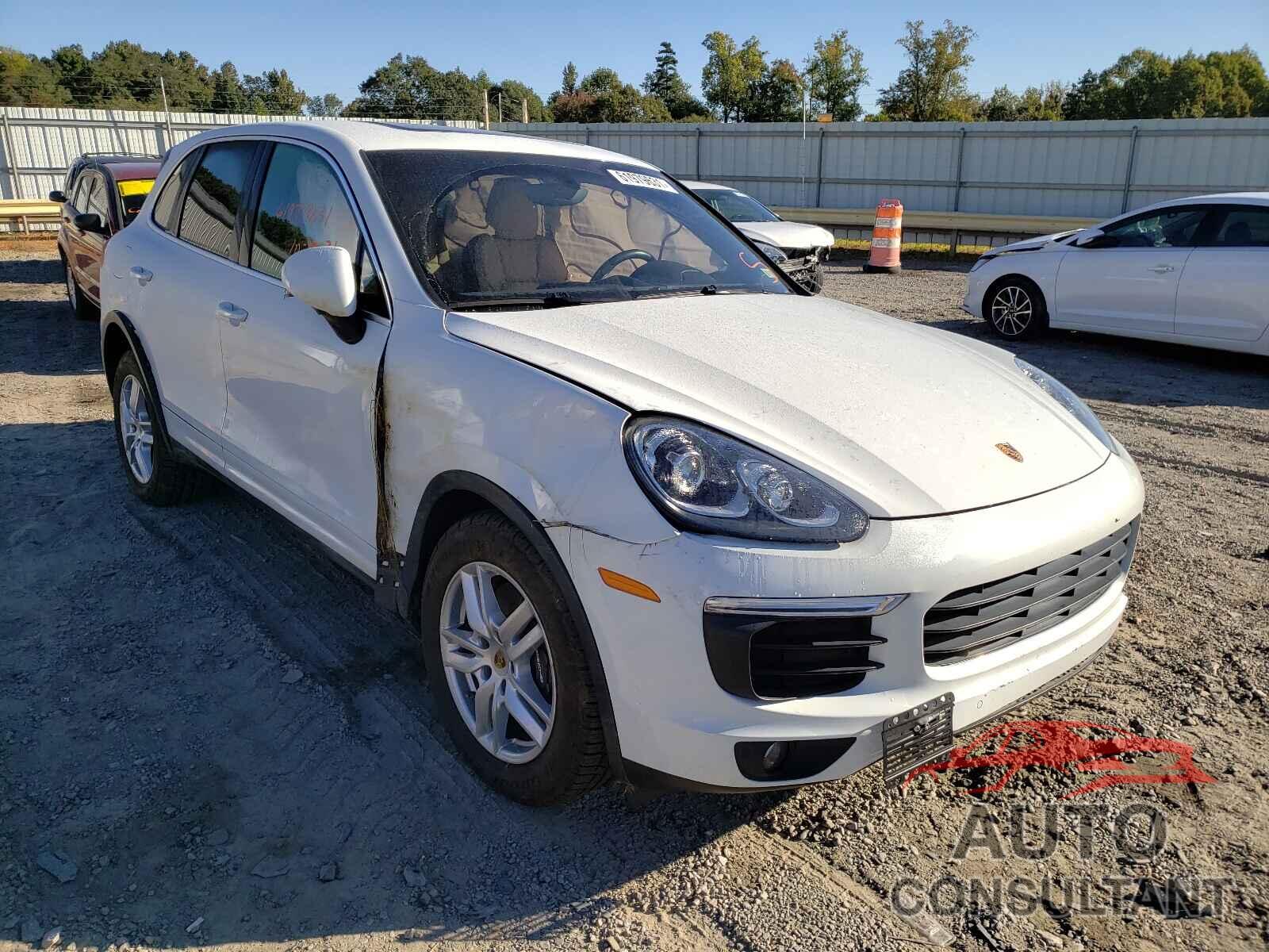 PORSCHE CAYENNE 2016 - WP1AA2A21GKA38265