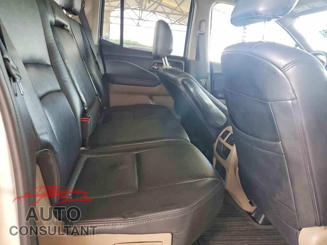 HONDA RIDGELINE 2017 - 5FPYK3F45HB039471