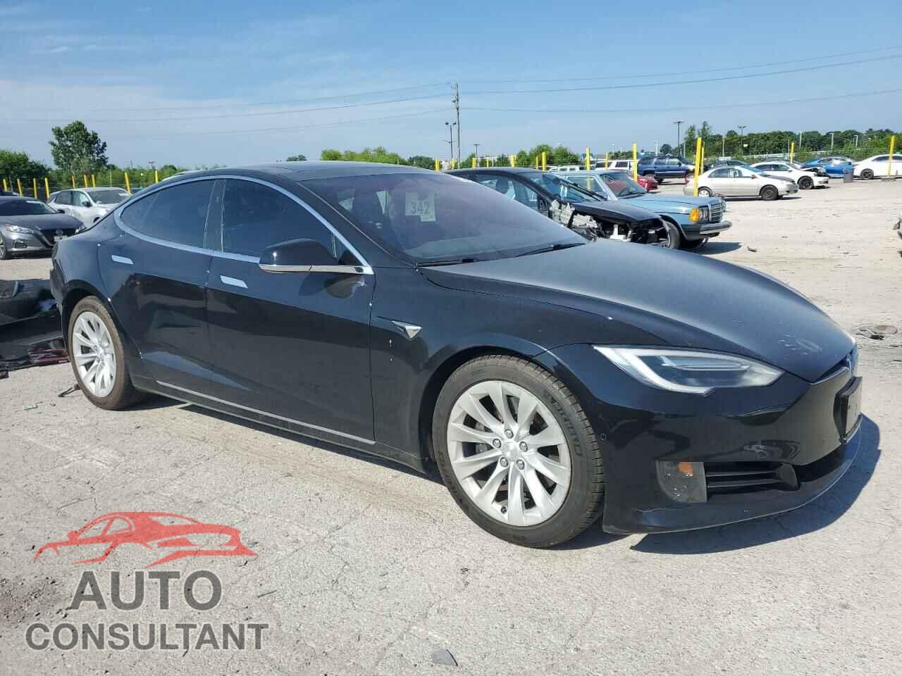 TESLA MODEL S 2017 - 5YJSA1E11HF209631