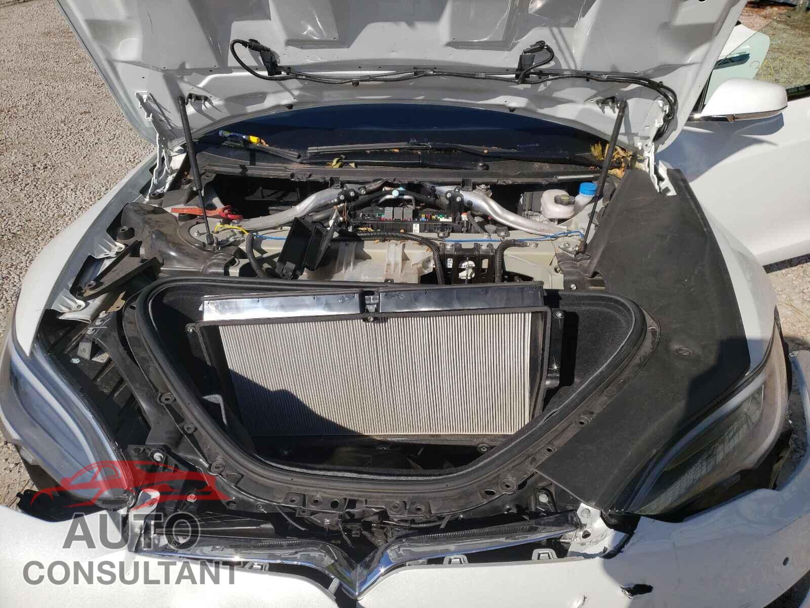 TESLA MODEL S 2018 - 5YJSA1E22JF290783