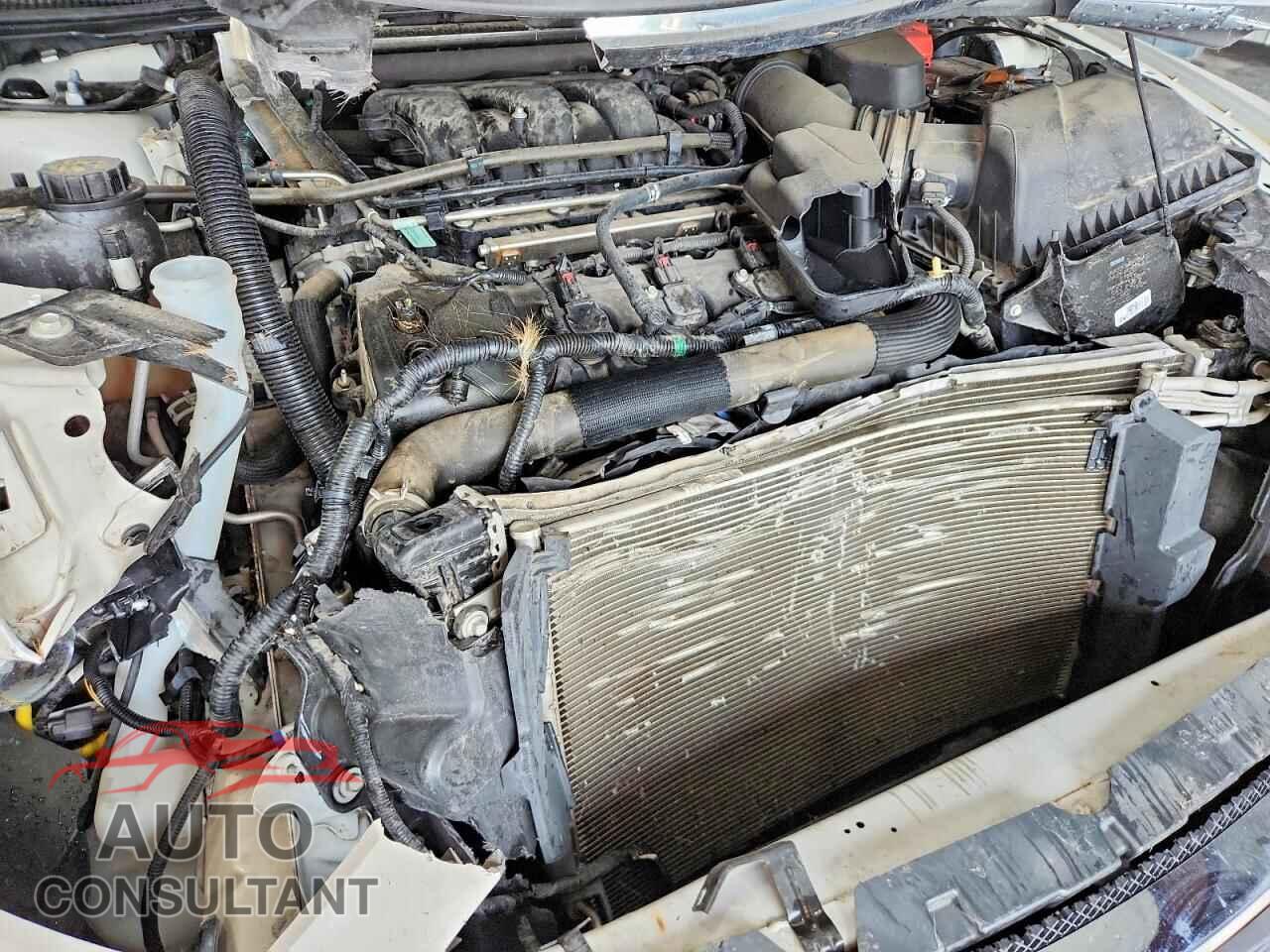 FORD TAURUS 2015 - 1FAHP2F83FG152206
