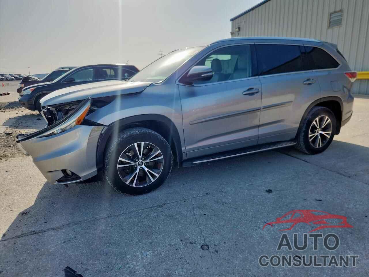 TOYOTA HIGHLANDER 2016 - 5TDKKRFH5GS502112