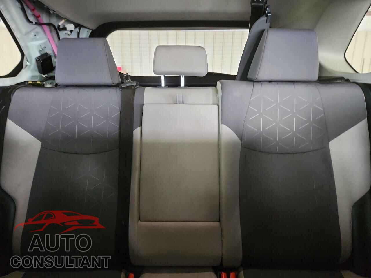 TOYOTA RAV4 2023 - JTMP1RFV1PD095285