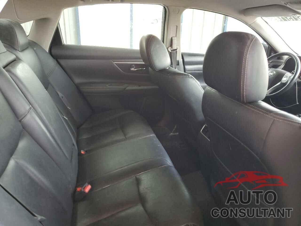 NISSAN ALTIMA 2017 - 1N4AL3AP8HC179784