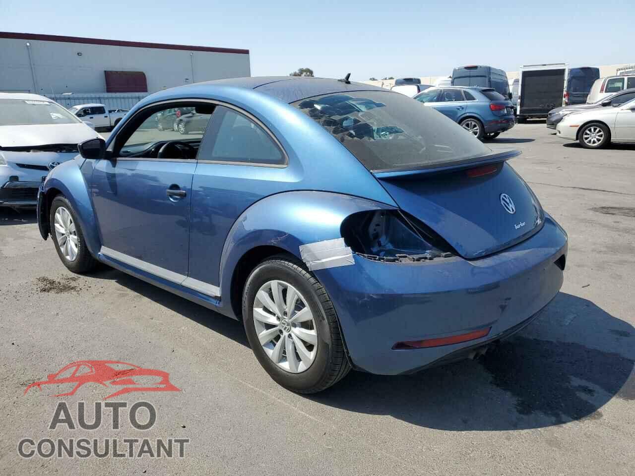VOLKSWAGEN BEETLE 2017 - 3VWF17AT4HM604780