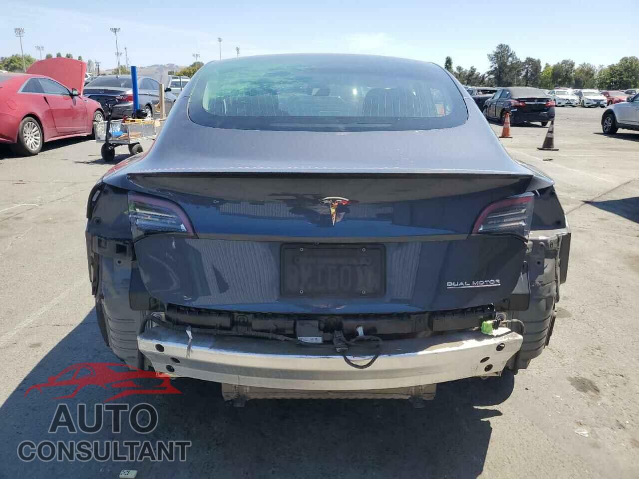 TESLA MODEL 3 2019 - 5YJ3E1EB8KF522409