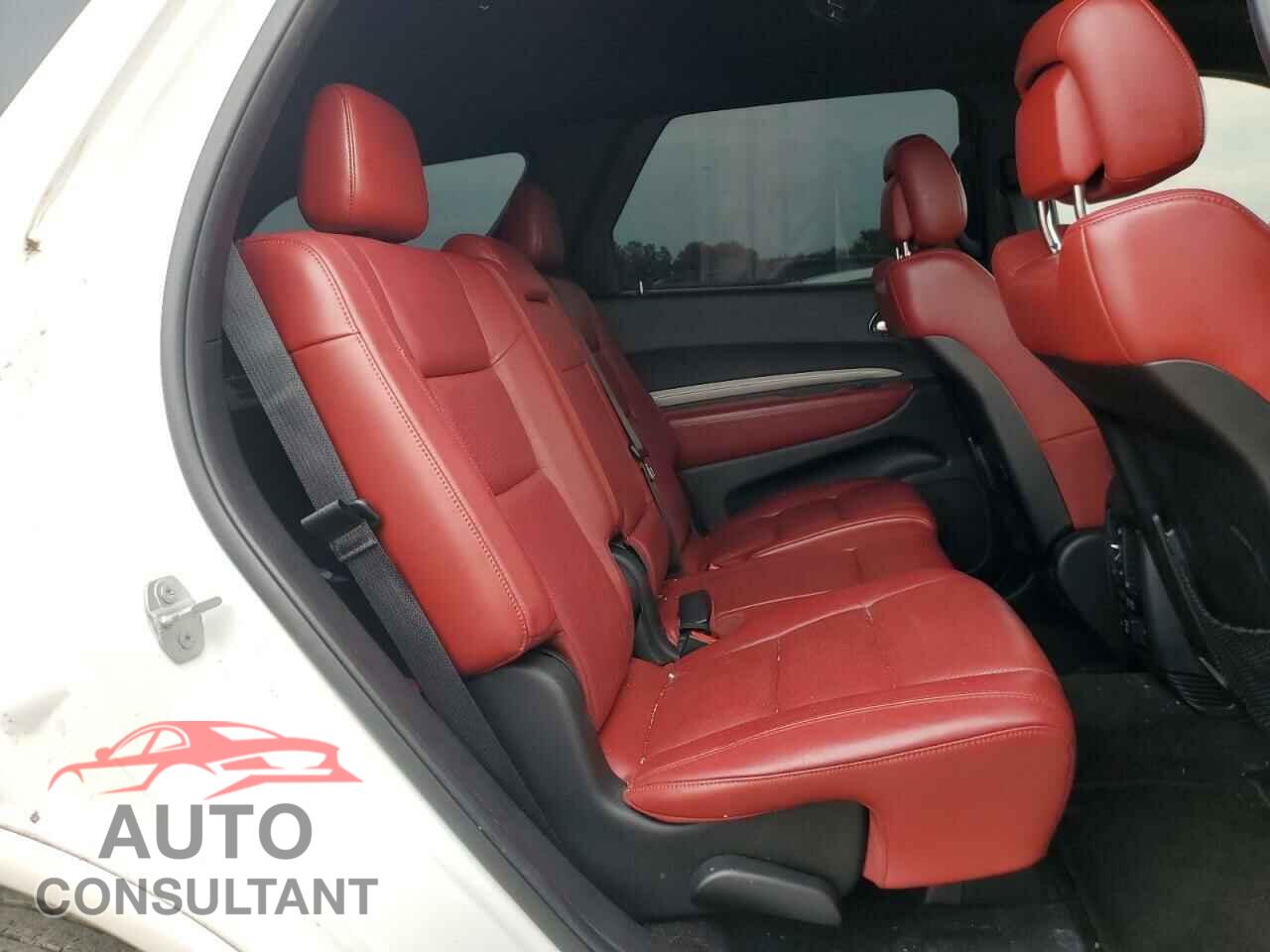 DODGE DURANGO 2018 - 1C4SDJCT2JC283106