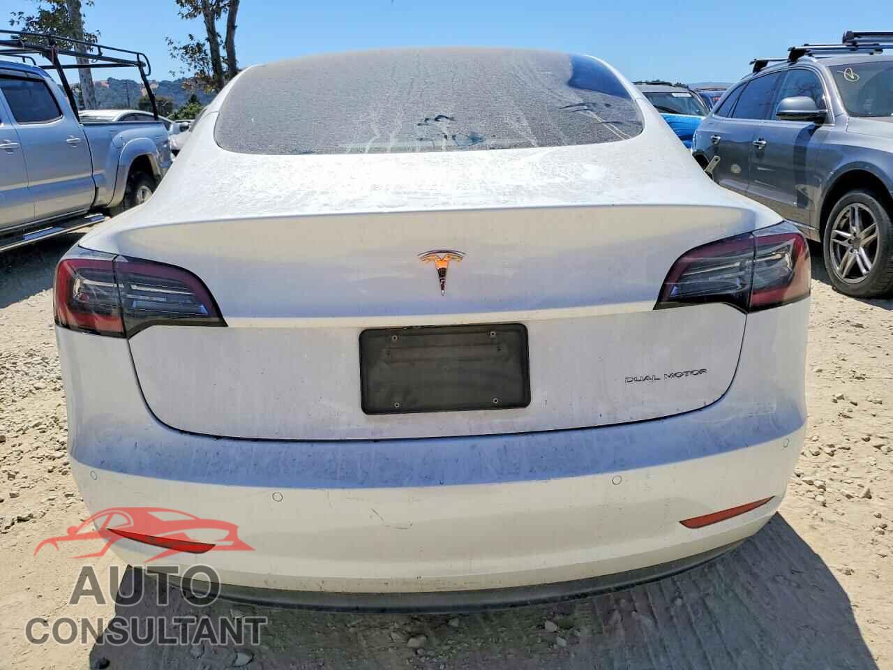 TESLA MODEL 3 2022 - 5YJ3E1EBXNF269212
