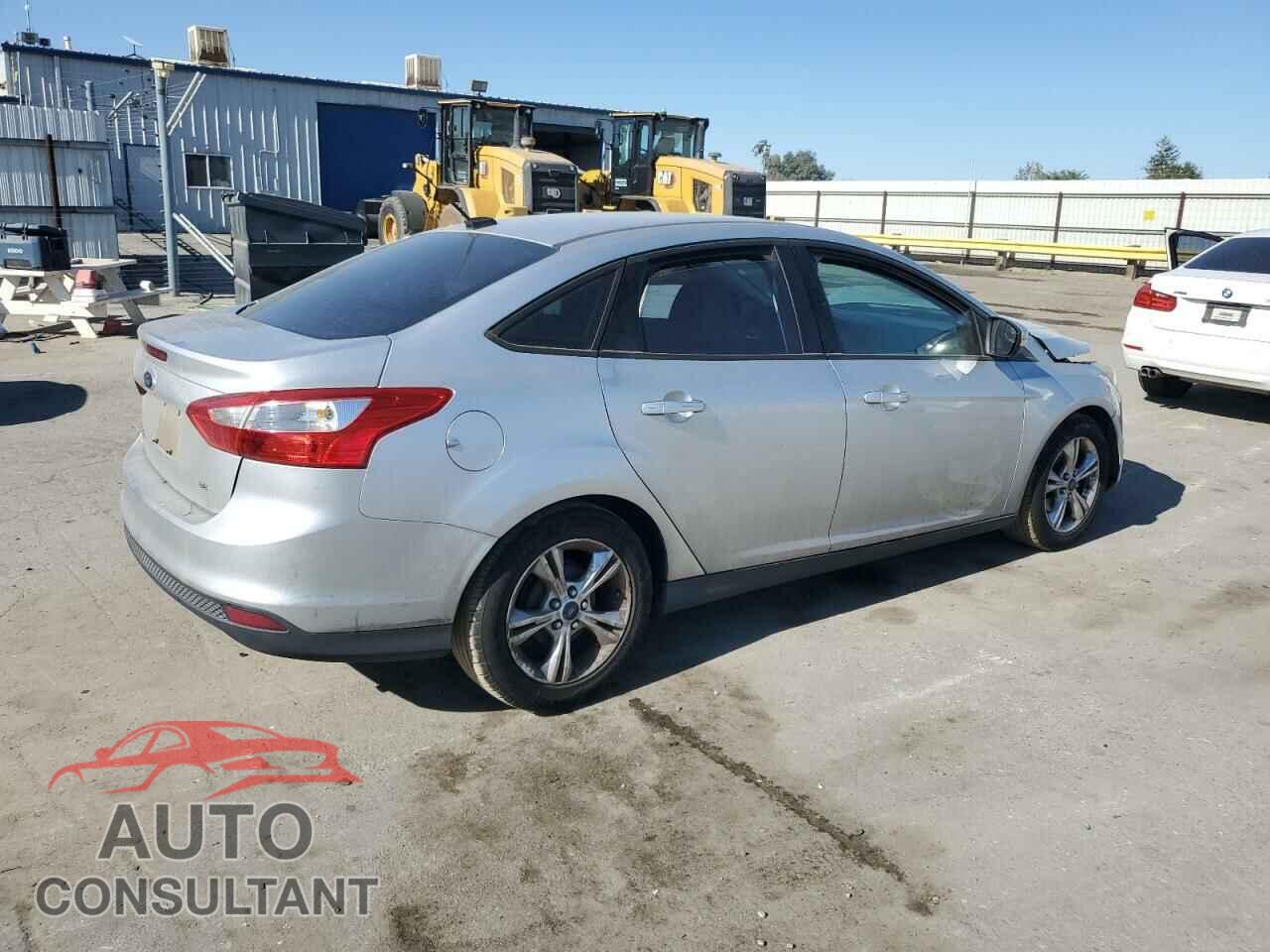 FORD FOCUS 2014 - 1FADP3F22EL210800