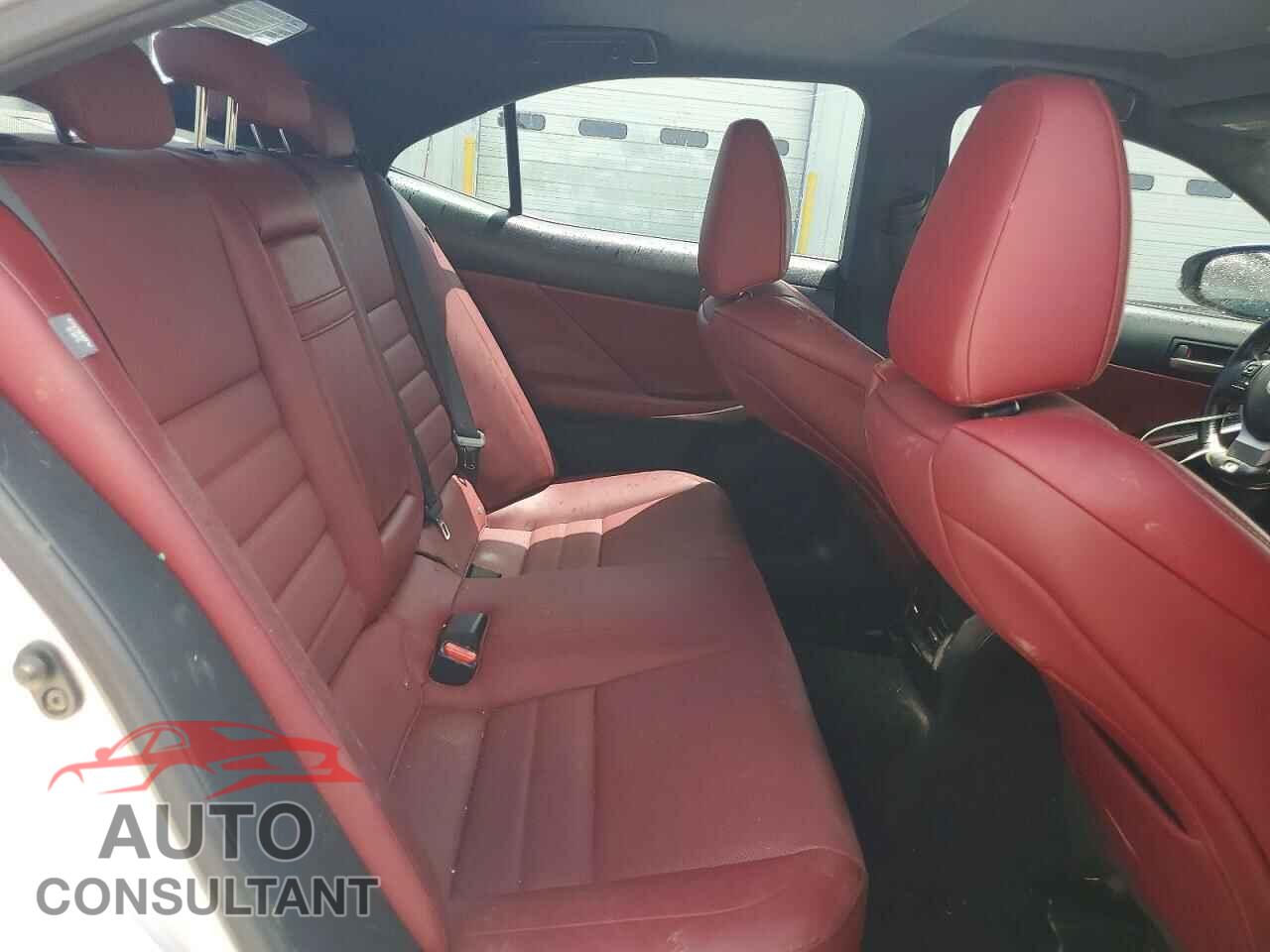 LEXUS IS 2017 - JTHBA1D21H5042987