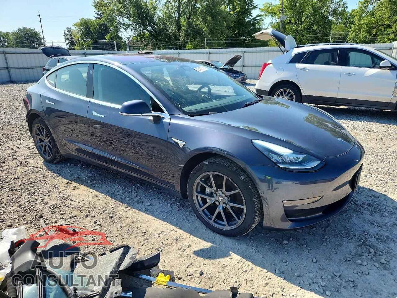 TESLA MODEL 3 2018 - 5YJ3E1EA0JF019043