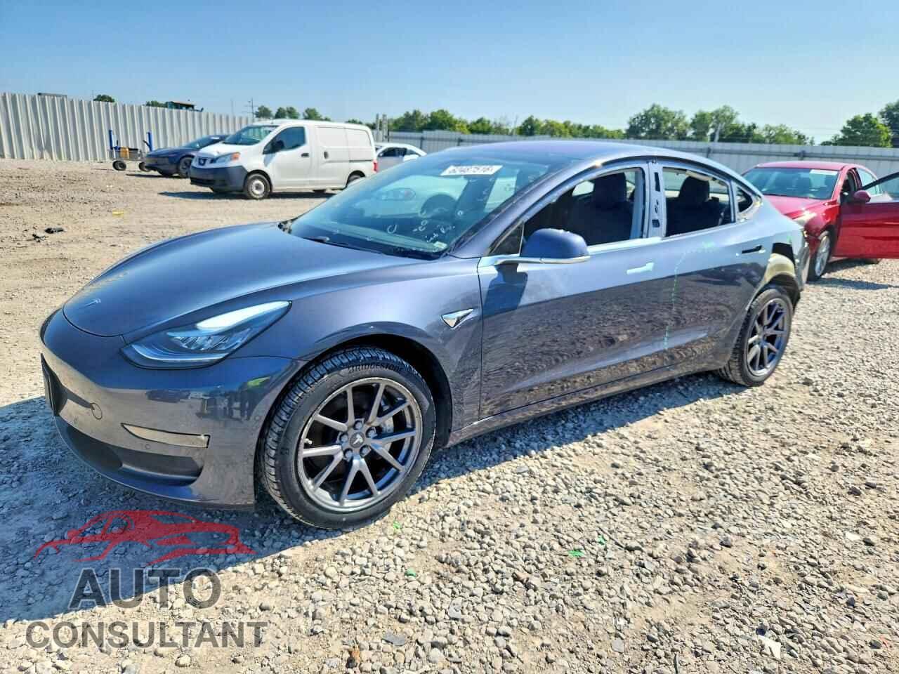 TESLA MODEL 3 2018 - 5YJ3E1EA0JF019043