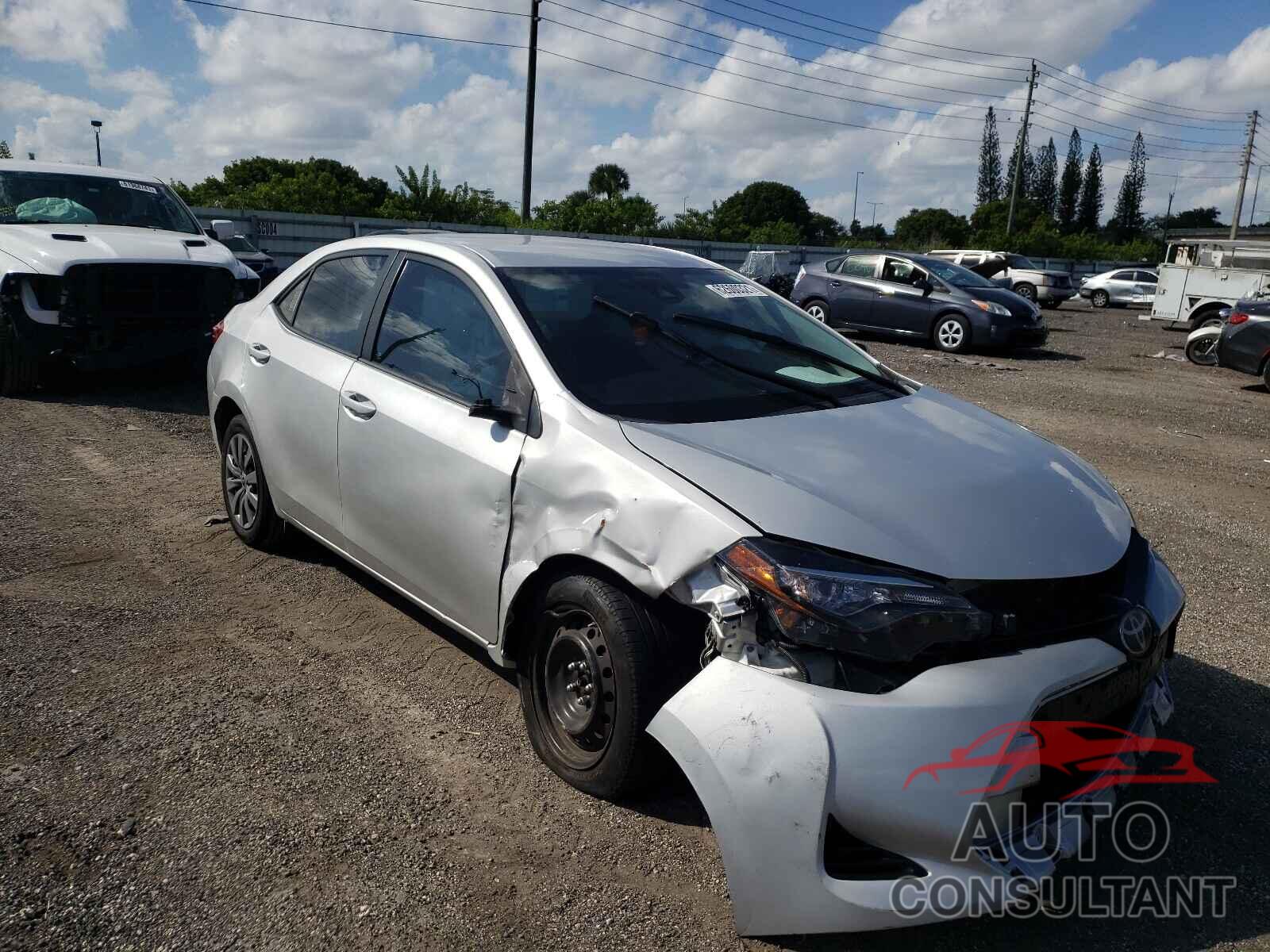 TOYOTA COROLLA 2017 - 5YFBURHE2HP626748