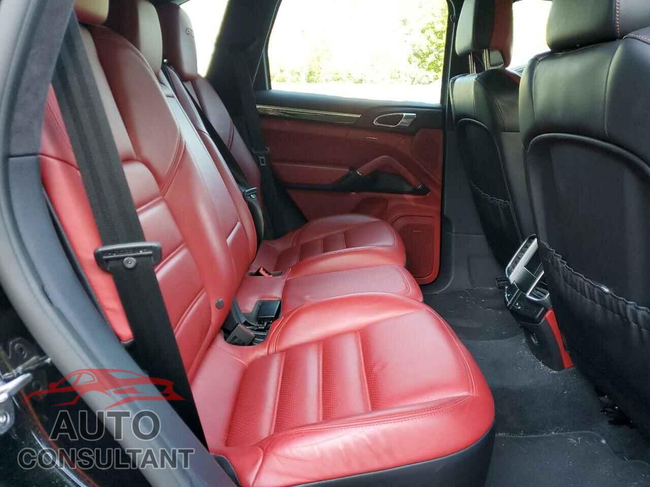 PORSCHE CAYENNE 2018 - WP1AD2A20JLA80760