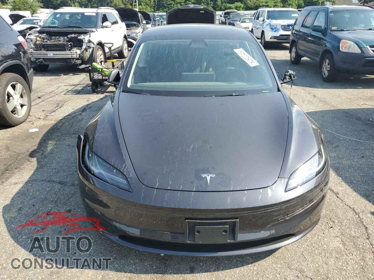 TESLA MODEL 3 2024 - 5YJ3E1EA9RF770413