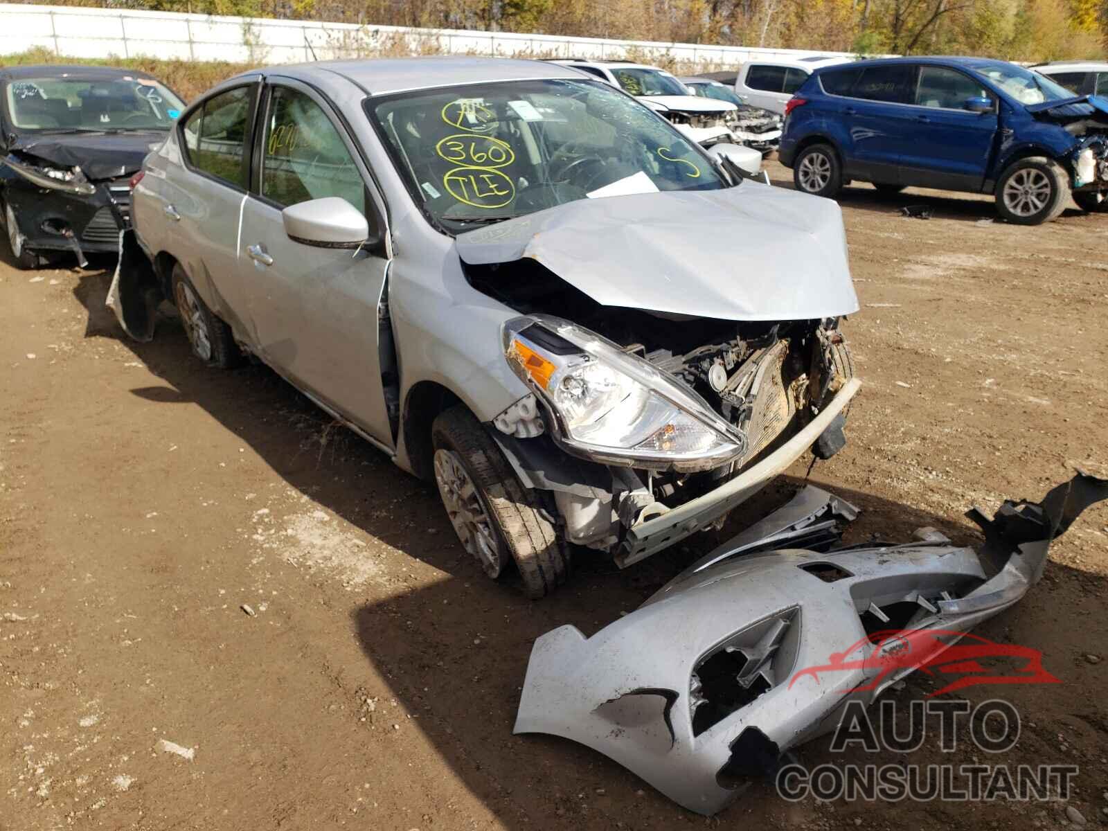 NISSAN VERSA 2018 - 3N1CN7AP9JL808518