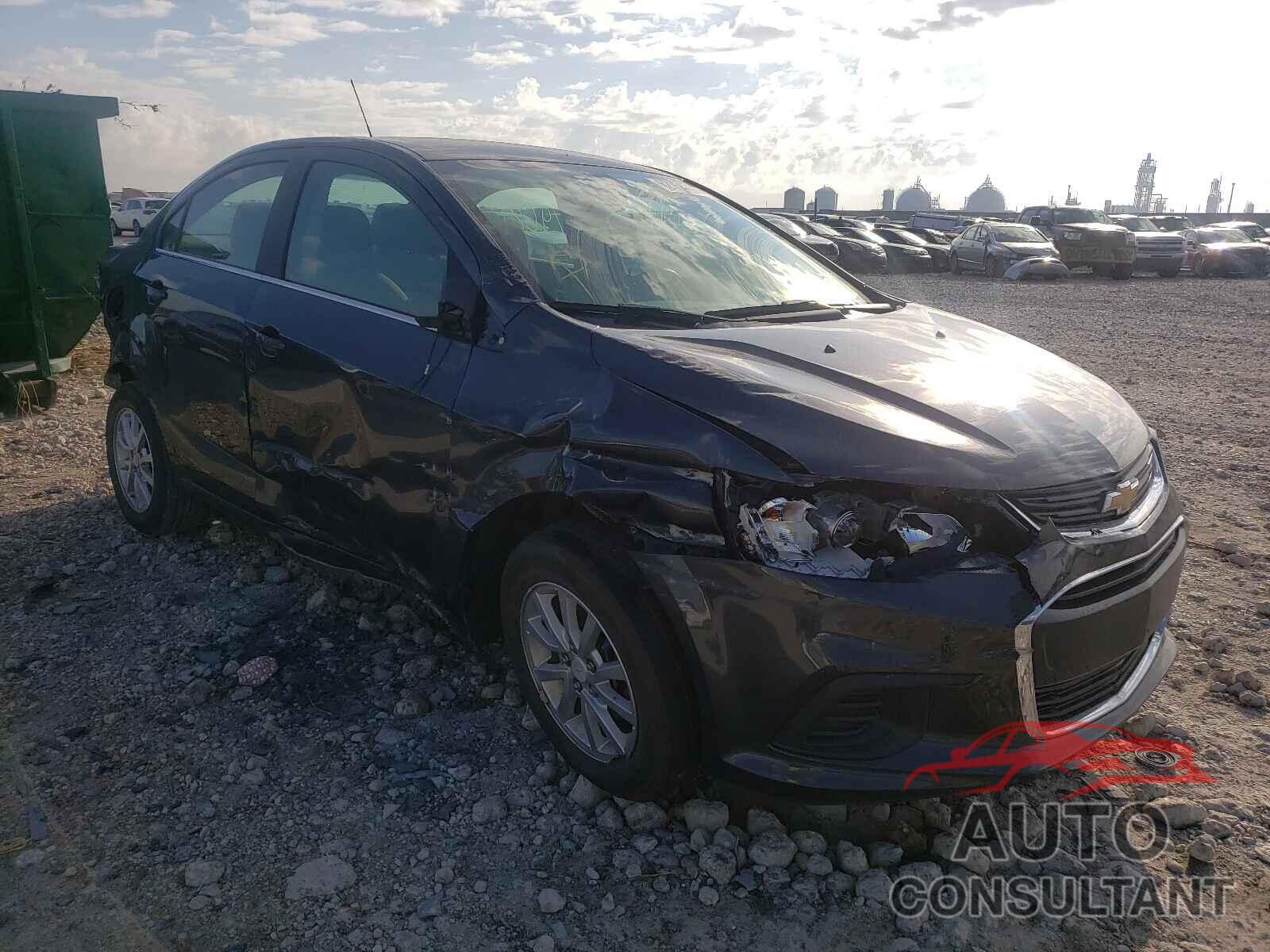 CHEVROLET SONIC 2017 - 1G1JD5SH9H4130249