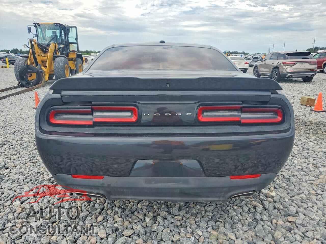 DODGE CHALLENGER 2018 - 2C3CDZAG0JH302844