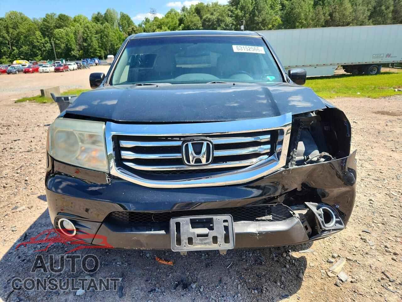 HONDA PILOT 2015 - 5FNYF4H79FB004486