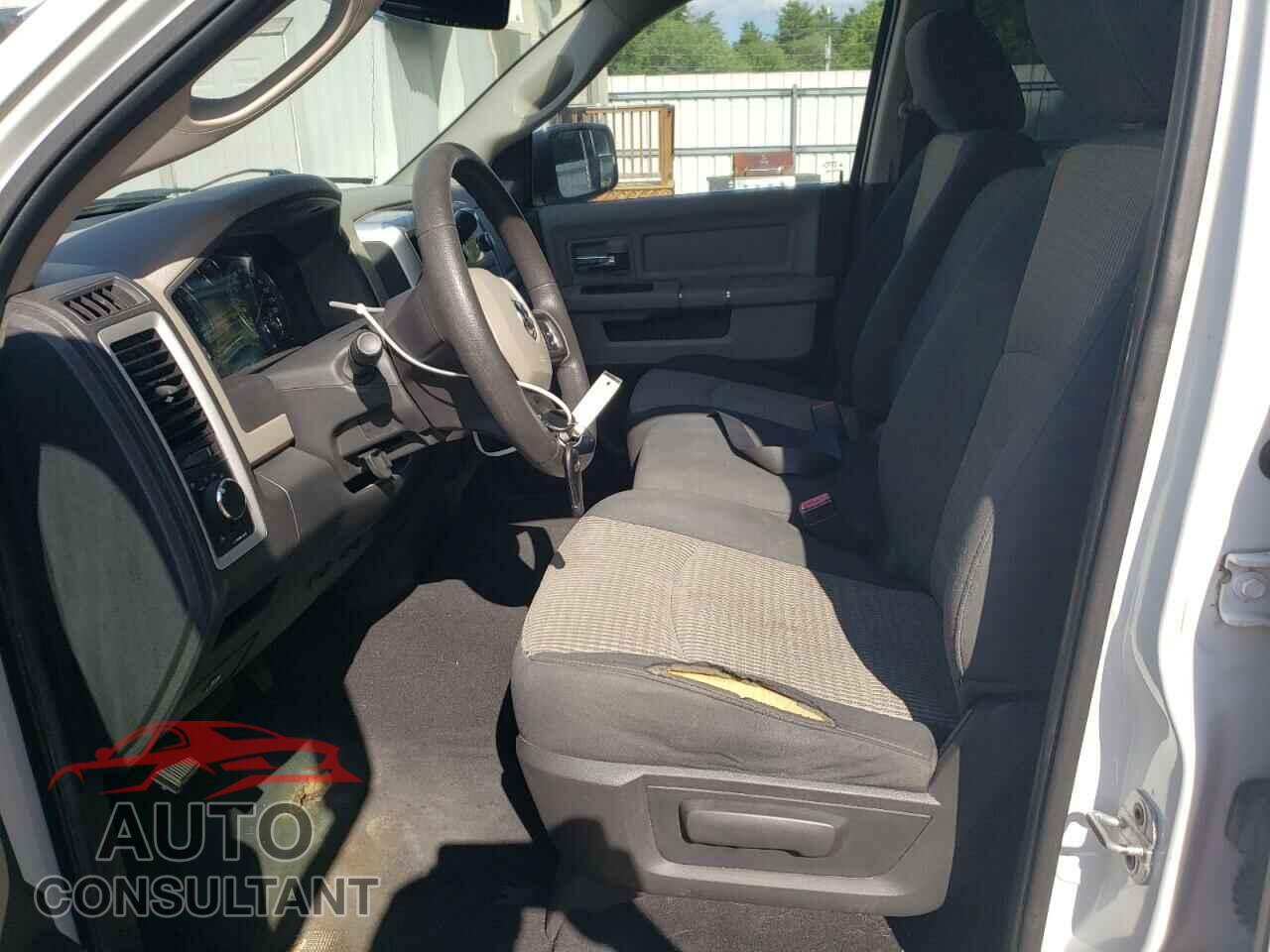 DODGE RAM 1500 2012 - 1C6RD7GP3CS139336