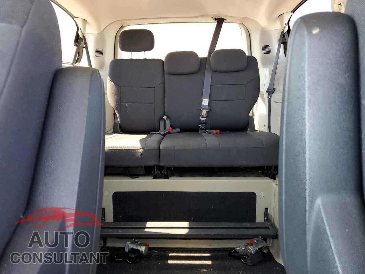 DODGE CARAVAN 2010 - 2D4RN5D15AR100775