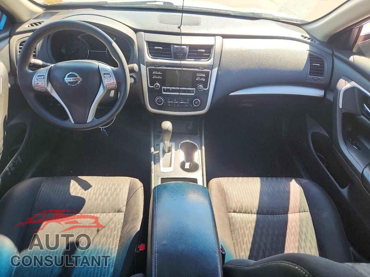 NISSAN ALTIMA 2017 - 1N4AL3AP1HC258357