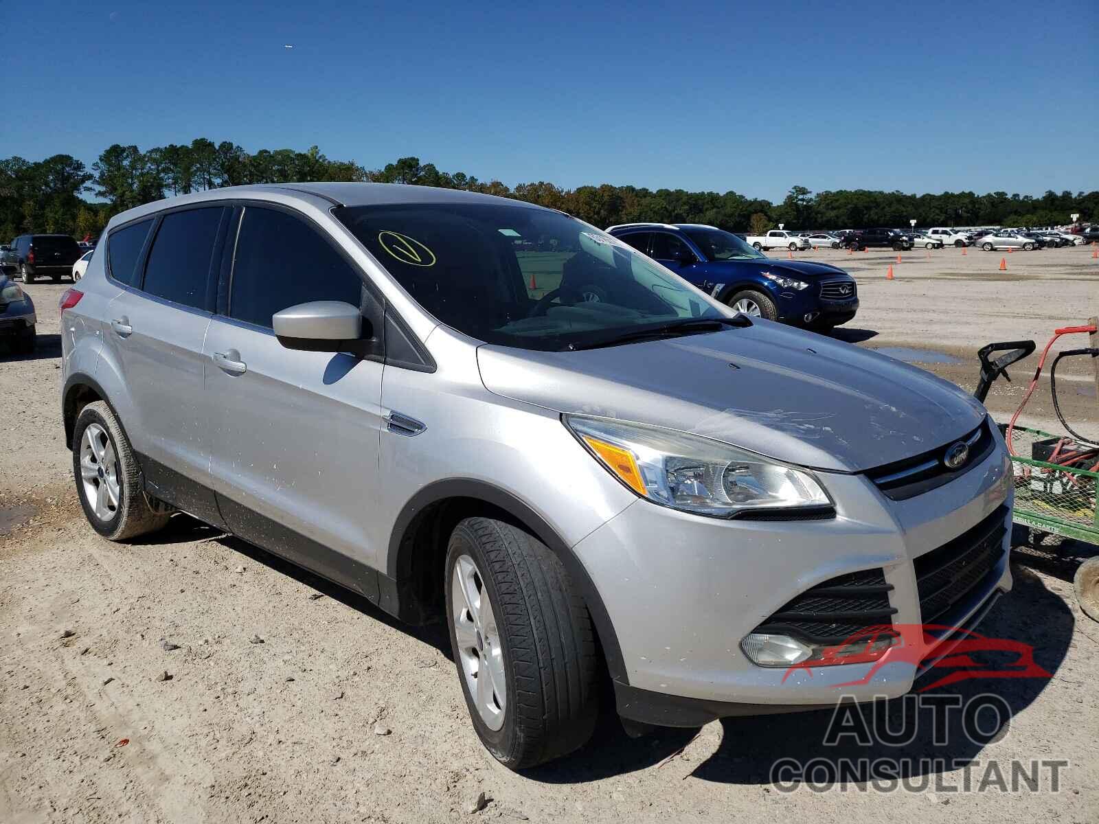 FORD ESCAPE 2016 - 1FMCU0GX6GUB25605