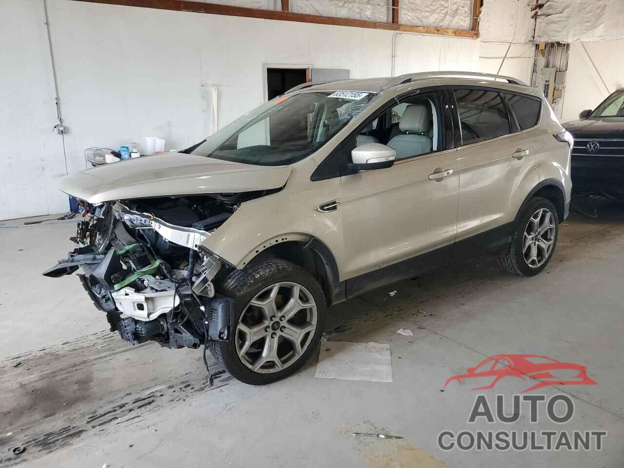 FORD ESCAPE 2017 - 1FMCU9J98HUA49255