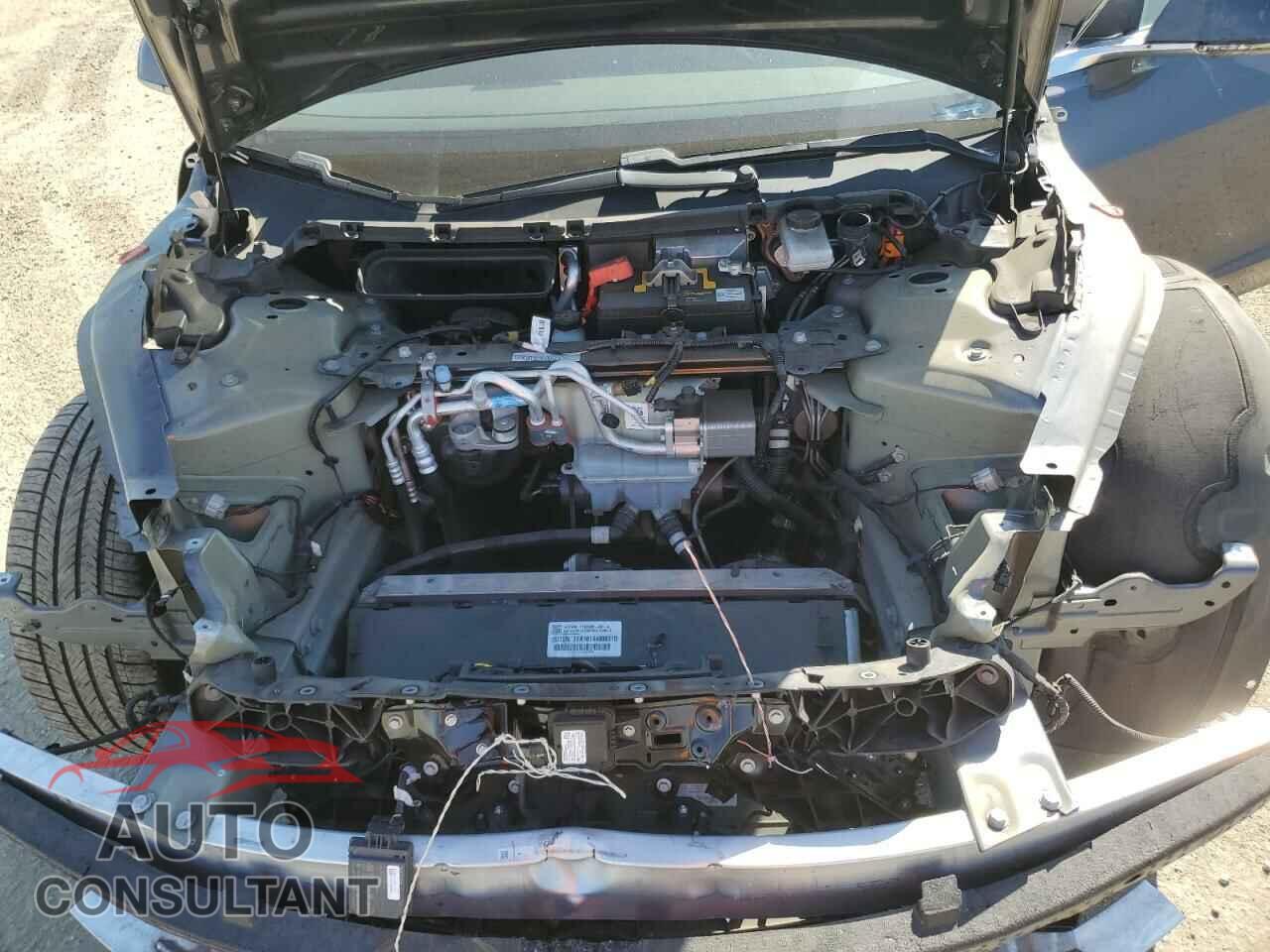 TESLA MODEL 3 2018 - 5YJ3E1EA7JF023882