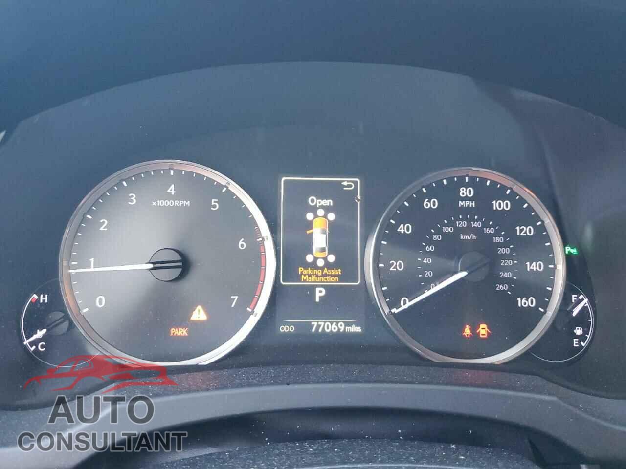 LEXUS IS 2020 - JTHDA1D28L5107545