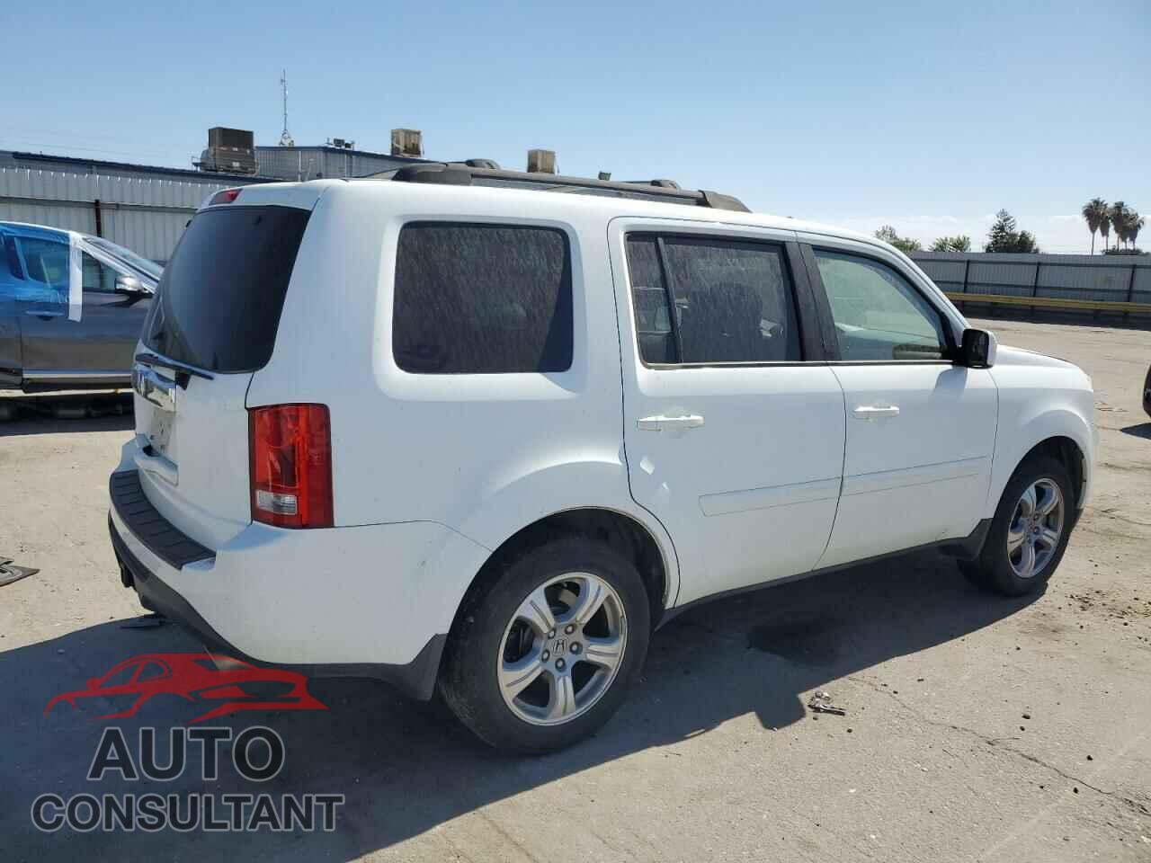 HONDA PILOT 2013 - 5FNYF3H44DB016445