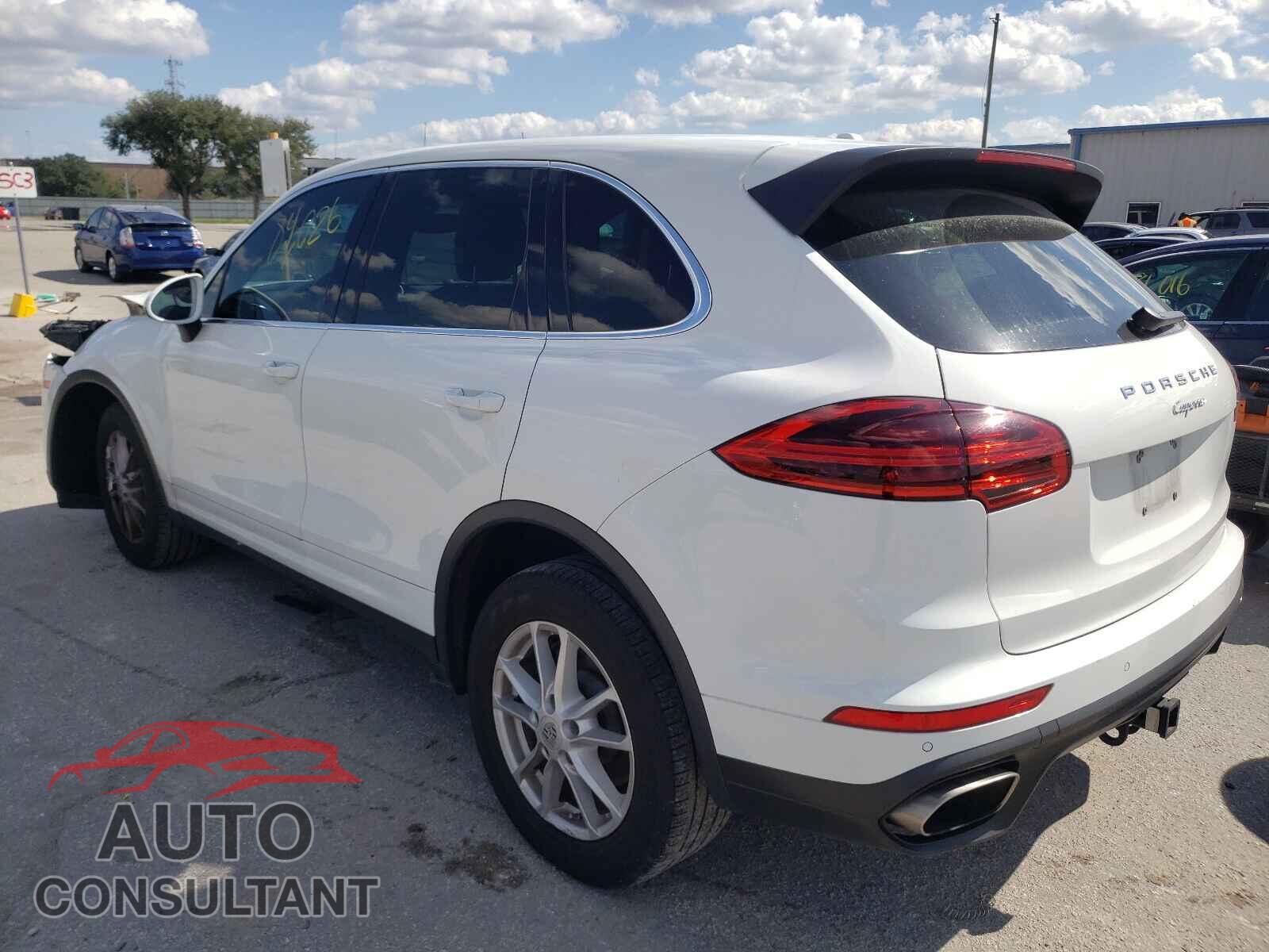 PORSCHE CAYENNE 2016 - WP1AA2A24GKA12033
