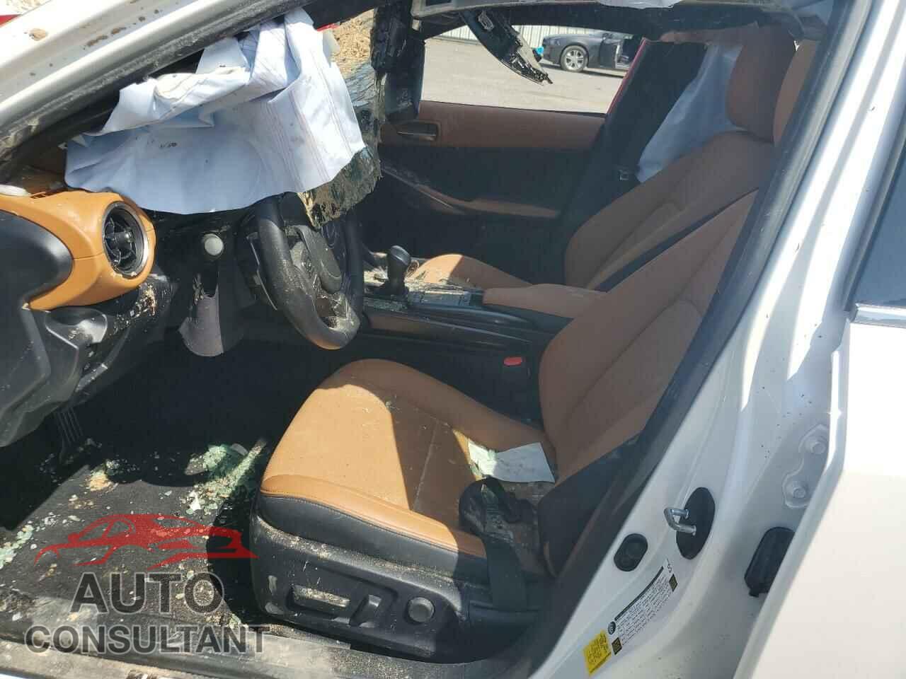 LEXUS IS 2022 - JTHDA1D24N5122031