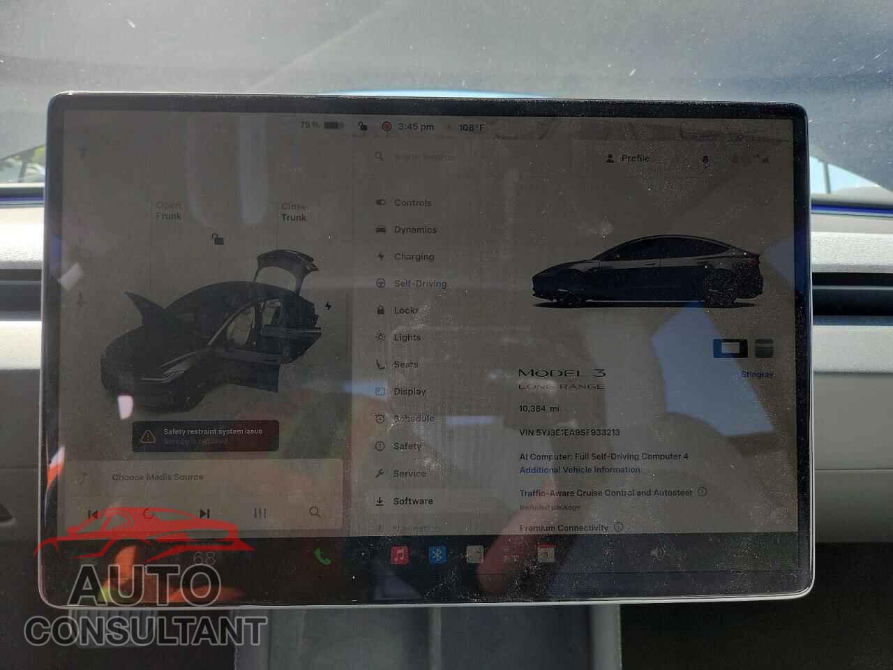 TESLA MODEL 3 2025 - 5YJ3E1EA9SF933213