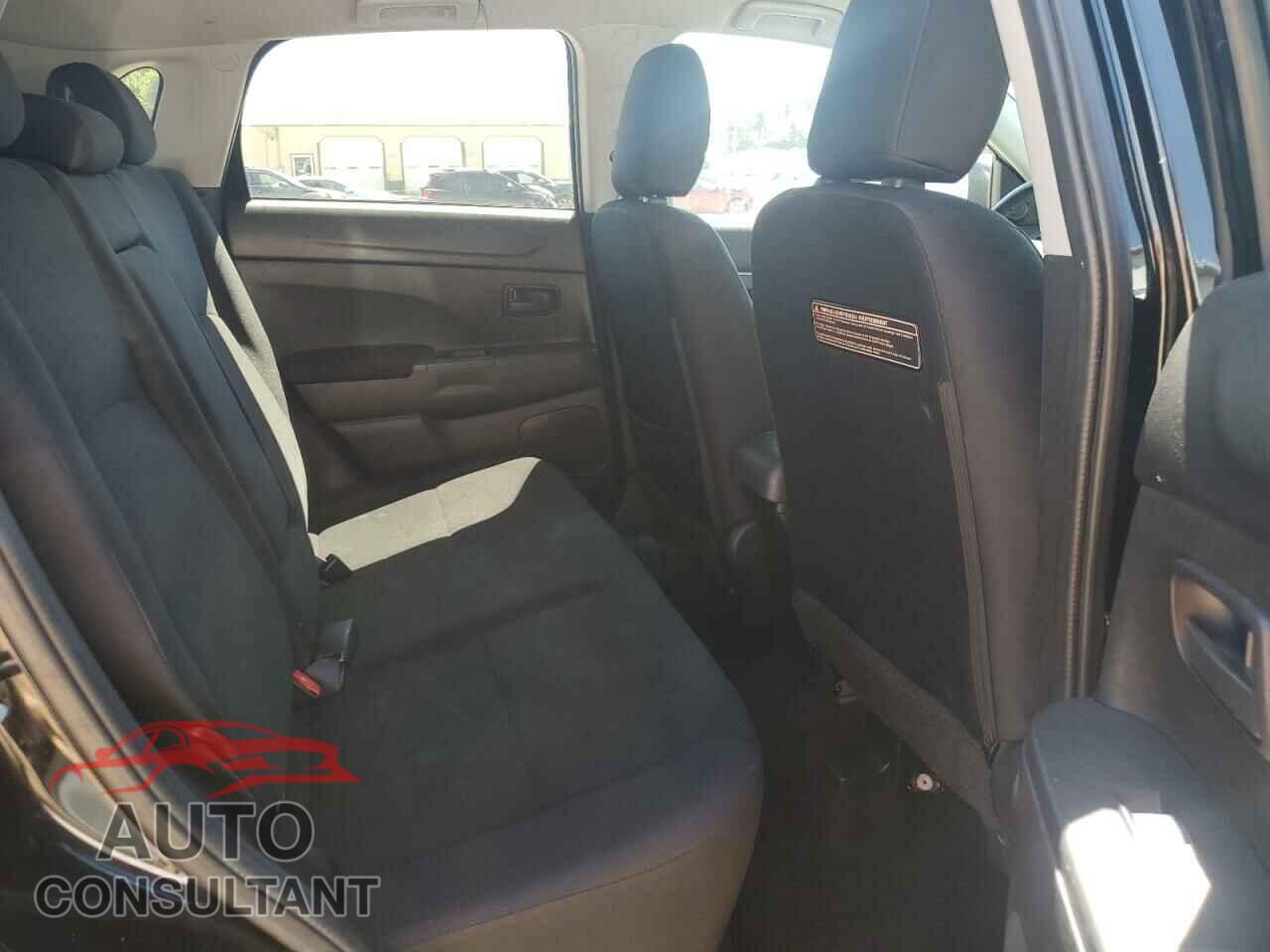 MITSUBISHI OUTLANDER 2014 - 4A4AP3AU7EE030196