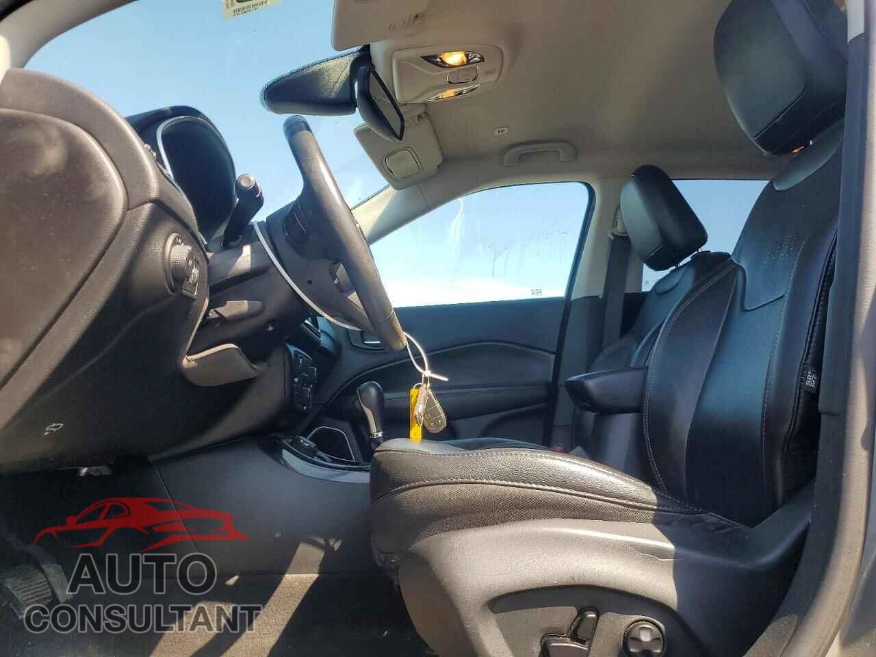 JEEP COMPASS 2019 - 3C4NJDCB1KT791104