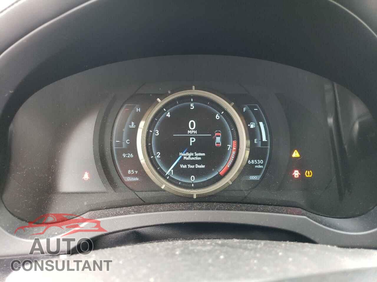LEXUS IS 2019 - JTHC81D29K5037110