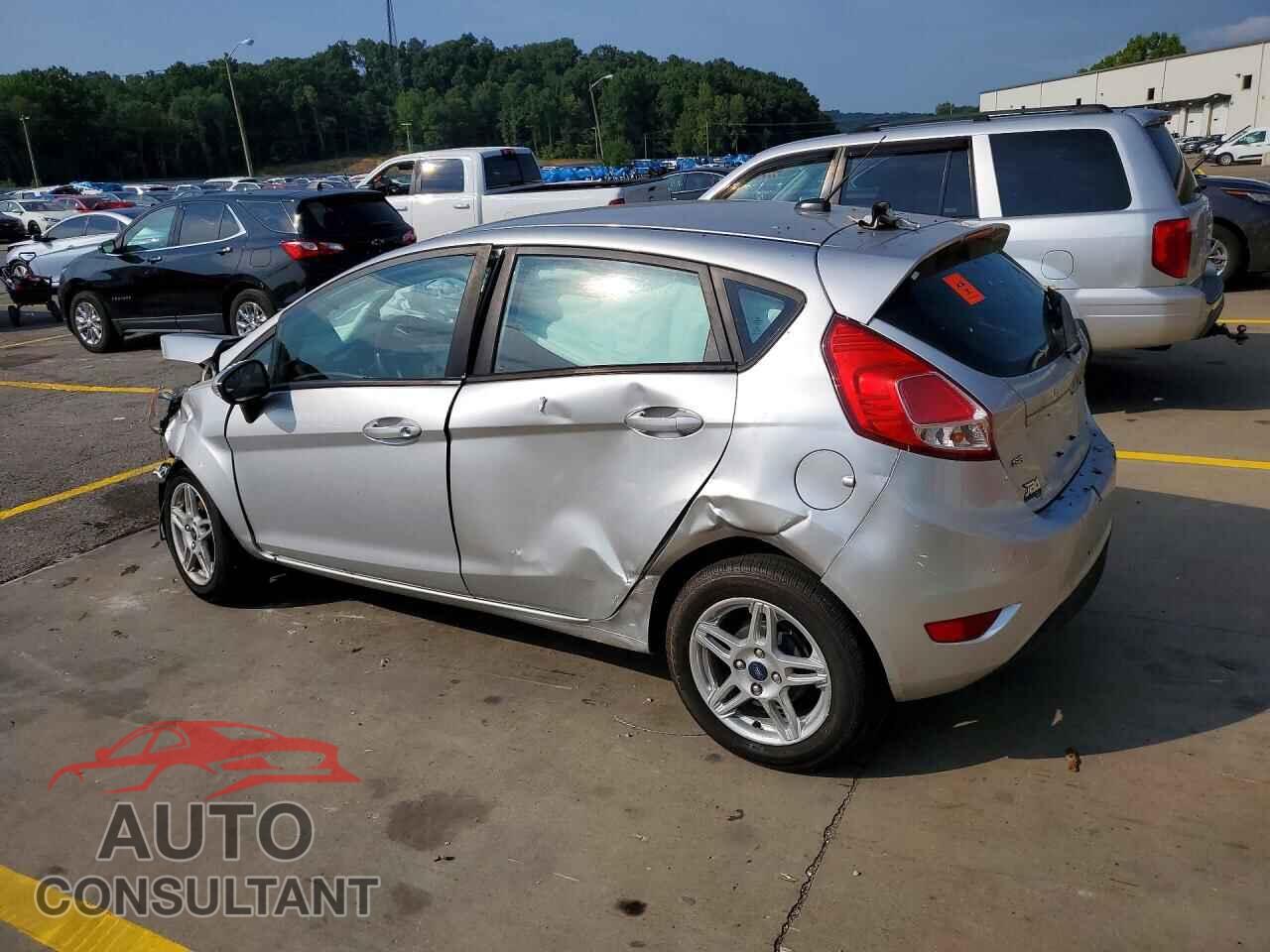 FORD FIESTA 2019 - 3FADP4EJ3KM135520