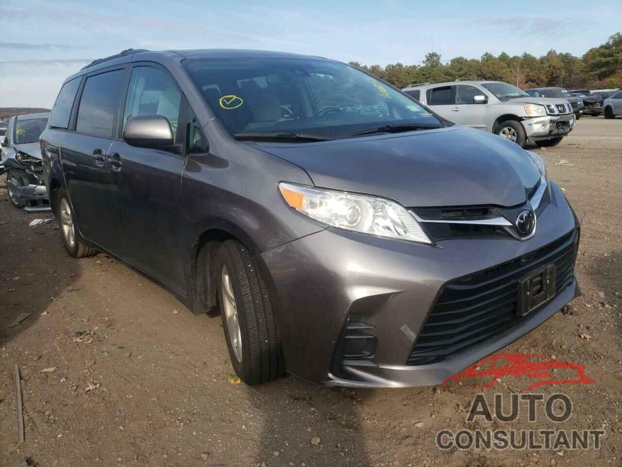 TOYOTA SIENNA 2018 - 5TDKZ3DCXJS948649