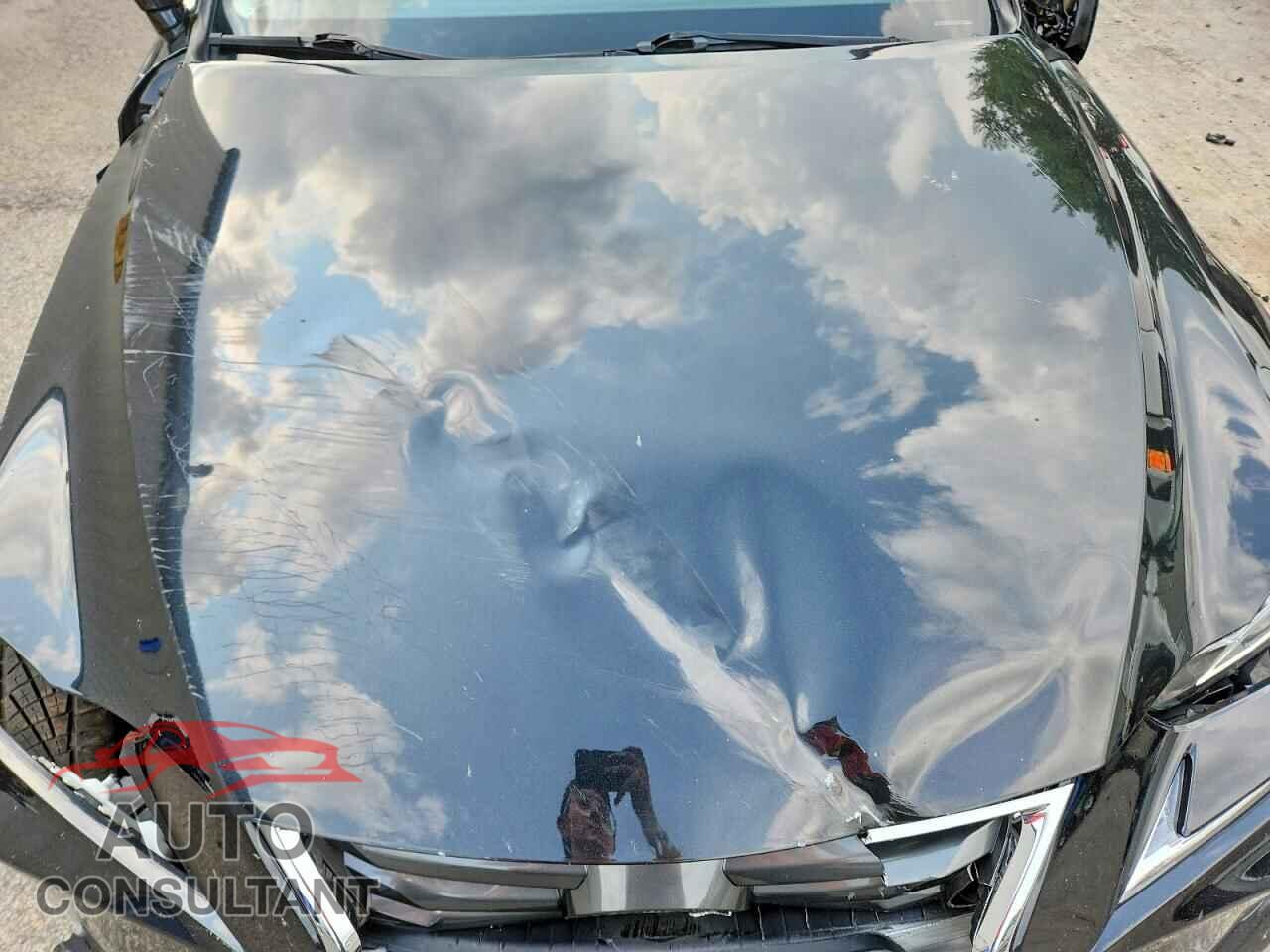 LEXUS IS 2018 - JTHBA1D26J5083296