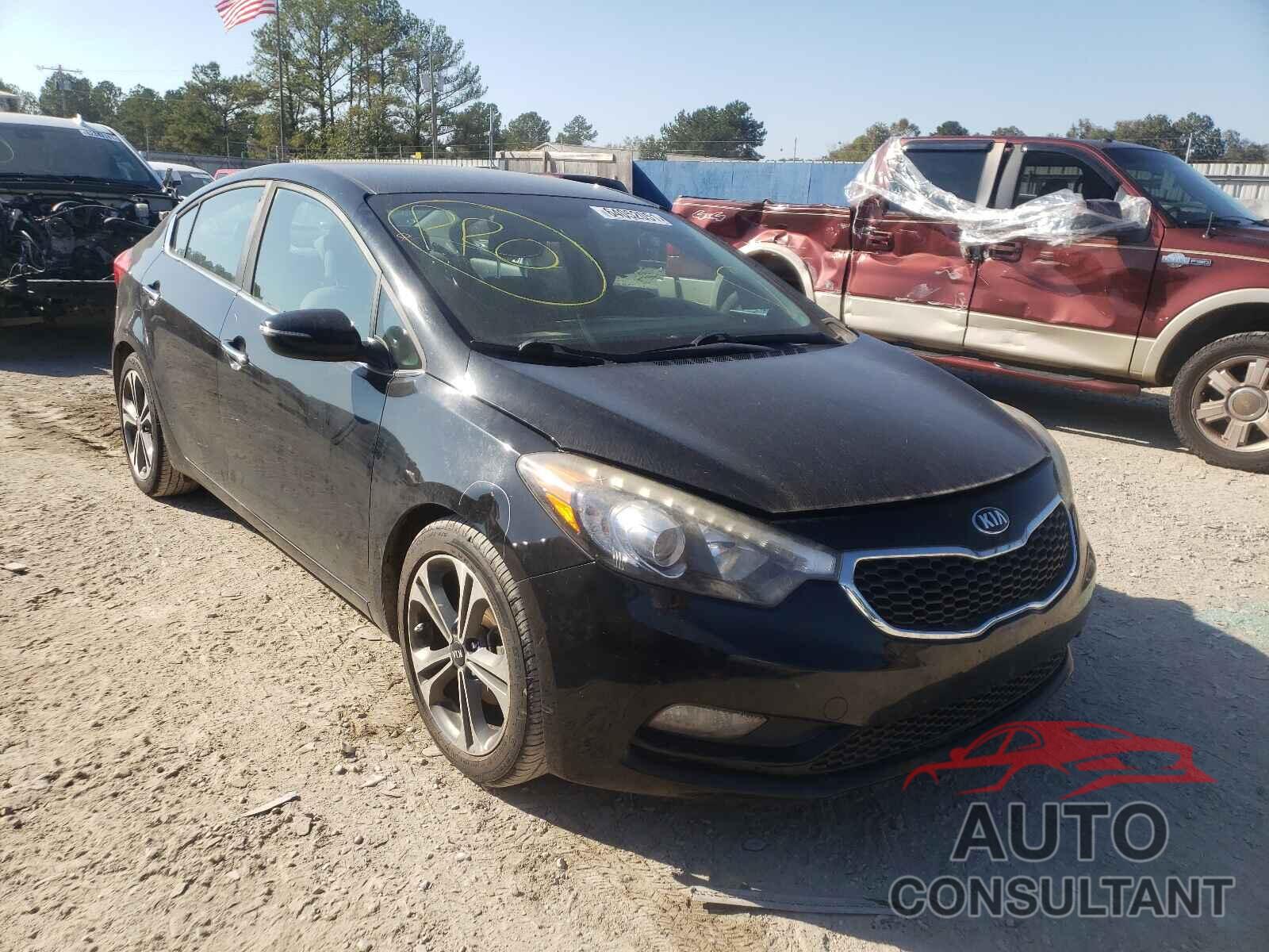 KIA FORTE 2016 - KNAFX4A86G5529643