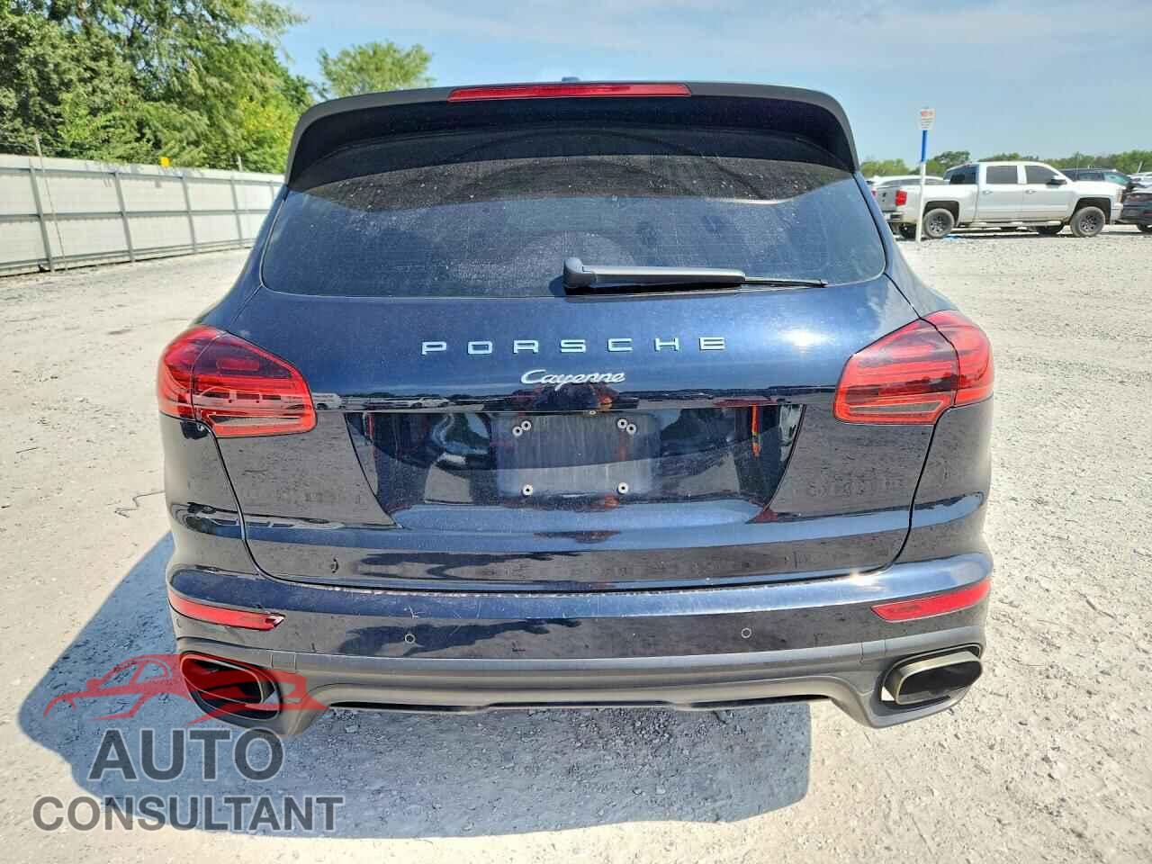PORSCHE CAYENNE 2016 - WP1AA2A21GLA06667